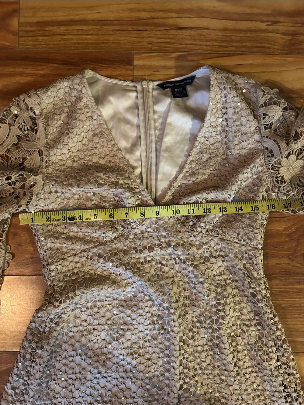 French Connection Nude Caballo Lace Sequined Mini Dress. Sz. 6 - Picture 11 of 15